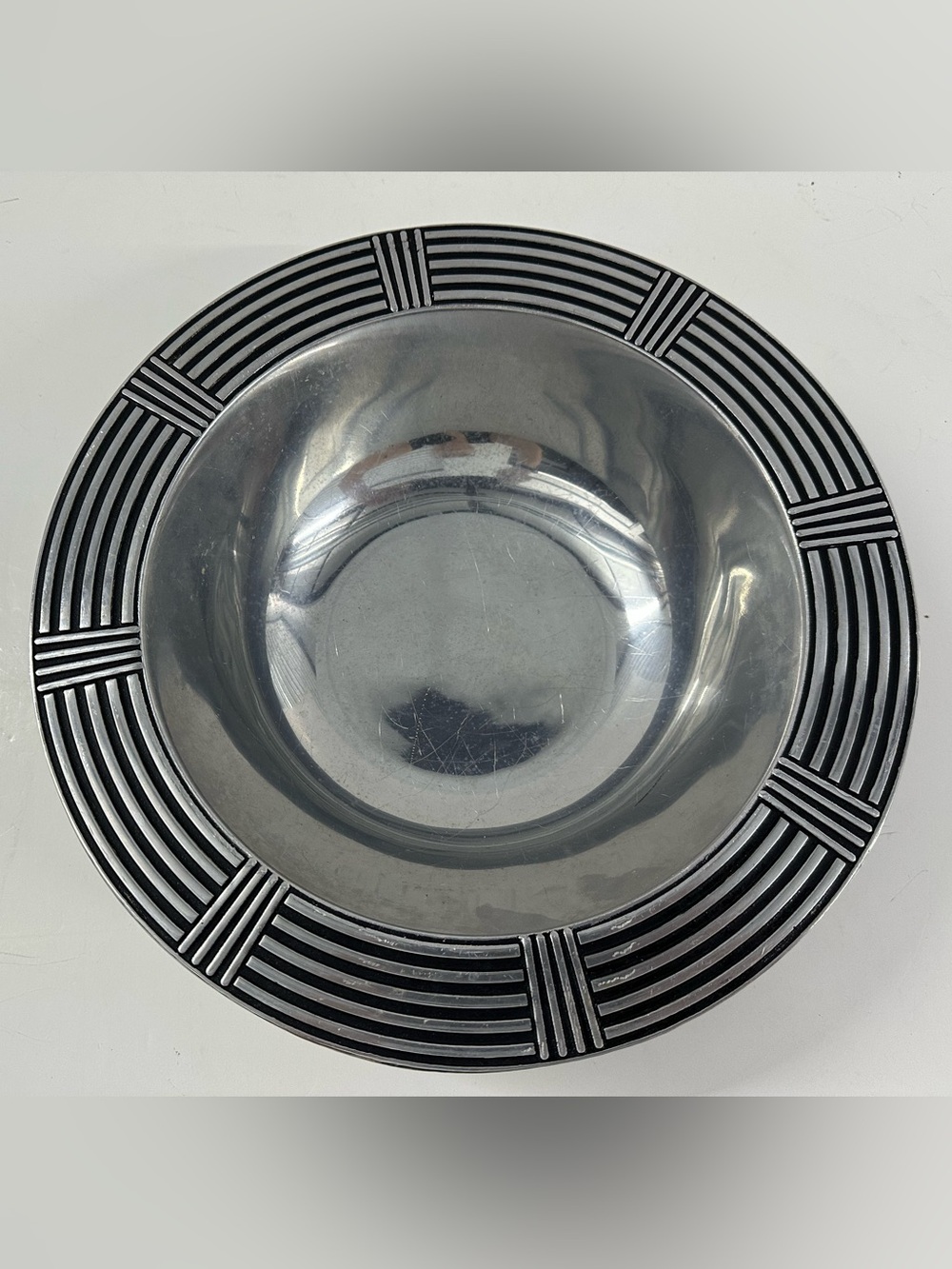 Wilton Armetale 12 1/2” Stripped Edge Bowl